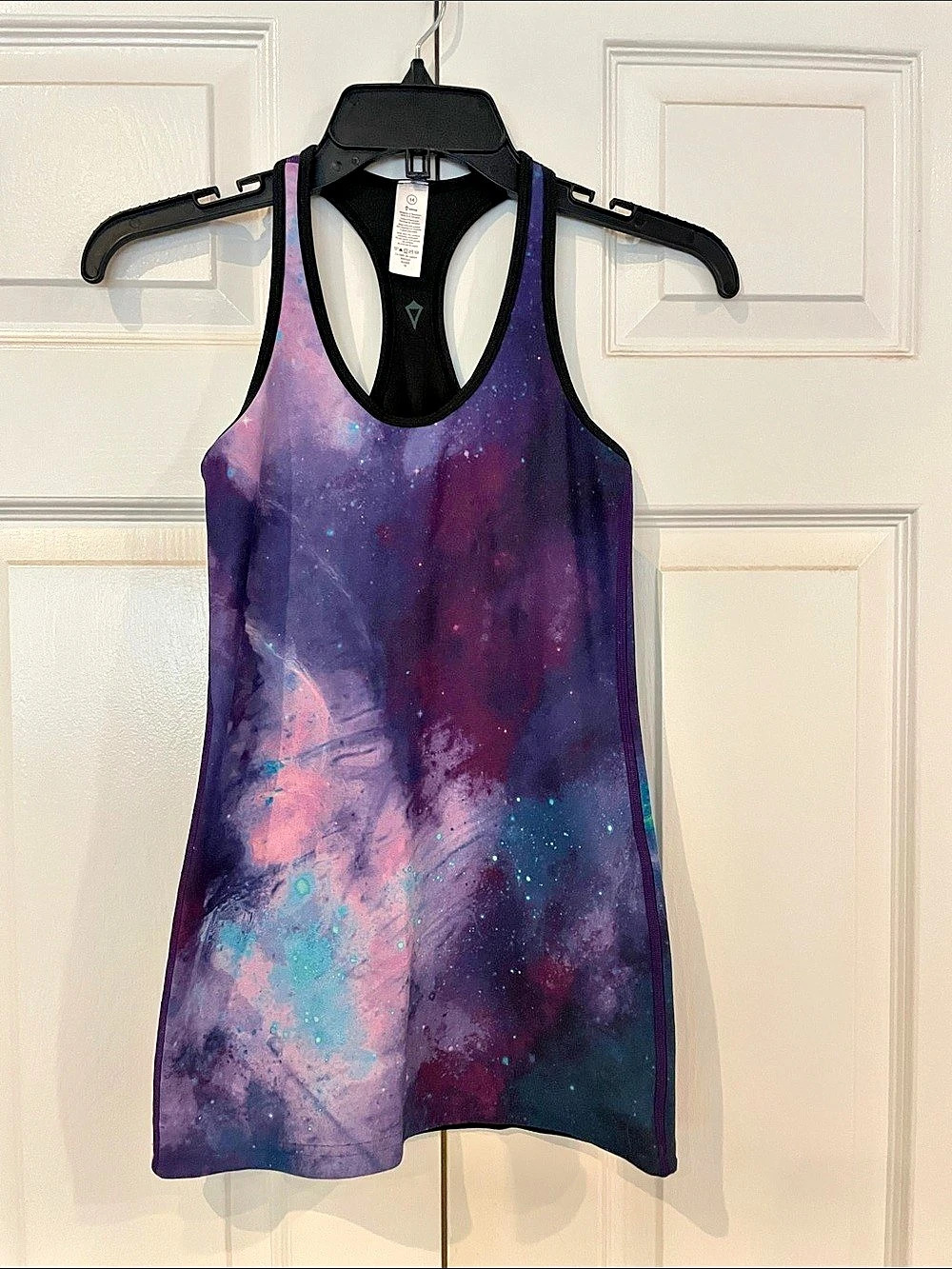 Ivivva girls Abstract Athletic Tank Purple & Blue Size 14 Like new